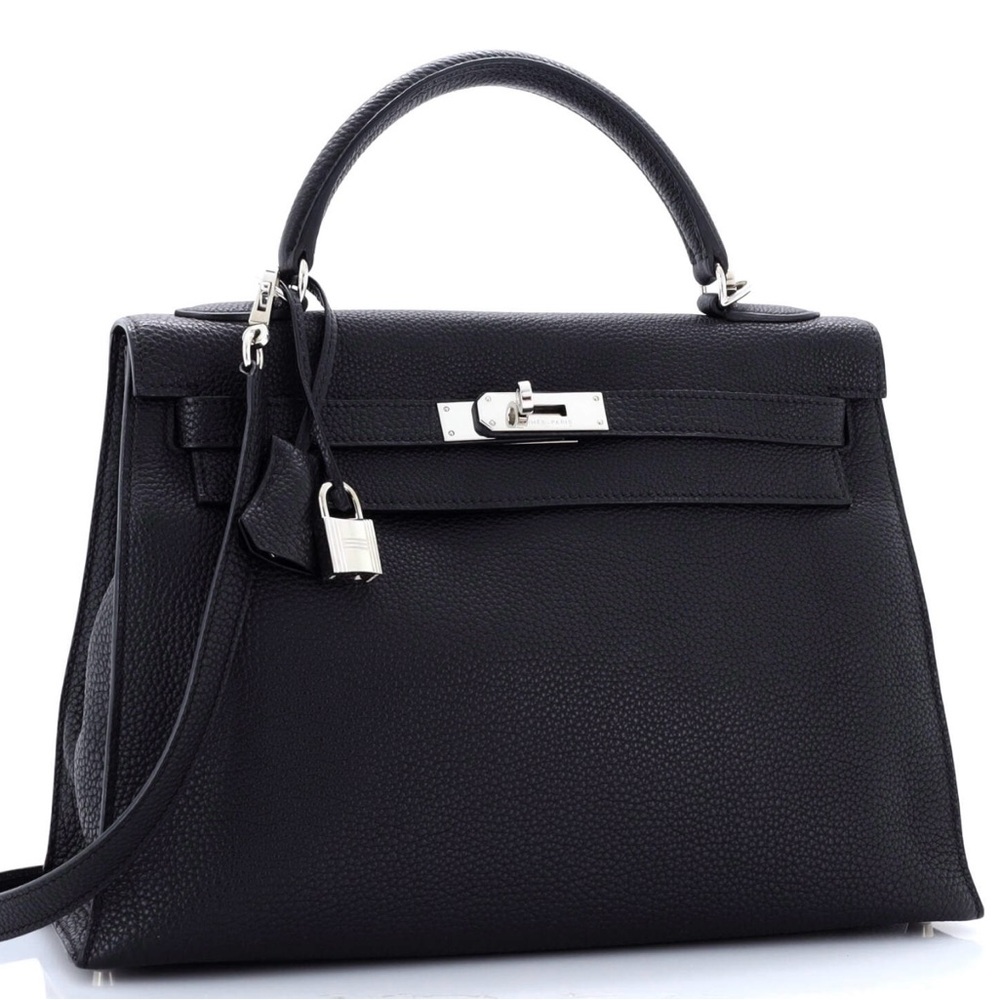 Hermes Kelly Togo 32 in Black! Very Good Condition from 2004. Palladium hardware